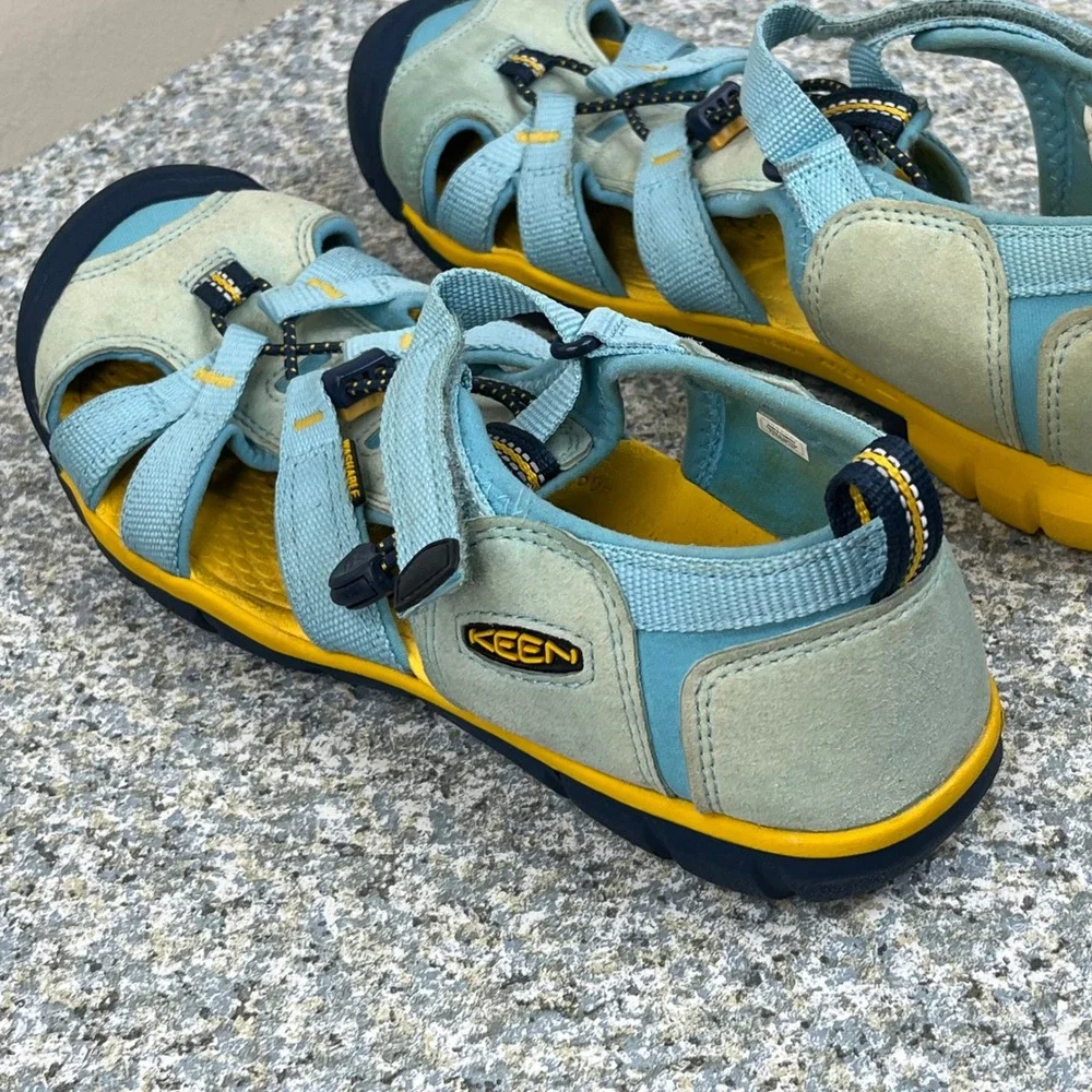 KEEN Sandals Seacamp II CNX Youth 7 Blue Yellow Washable Water Shoes Hiking